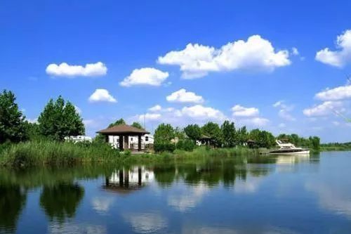 安徽淮北南湖国家城市湿地公园位于淮北市烈山区,是十大国家城市湿地