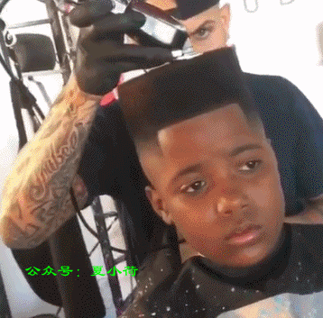 搞笑gif图:如果生孩子不用来玩,那将毫无意义!