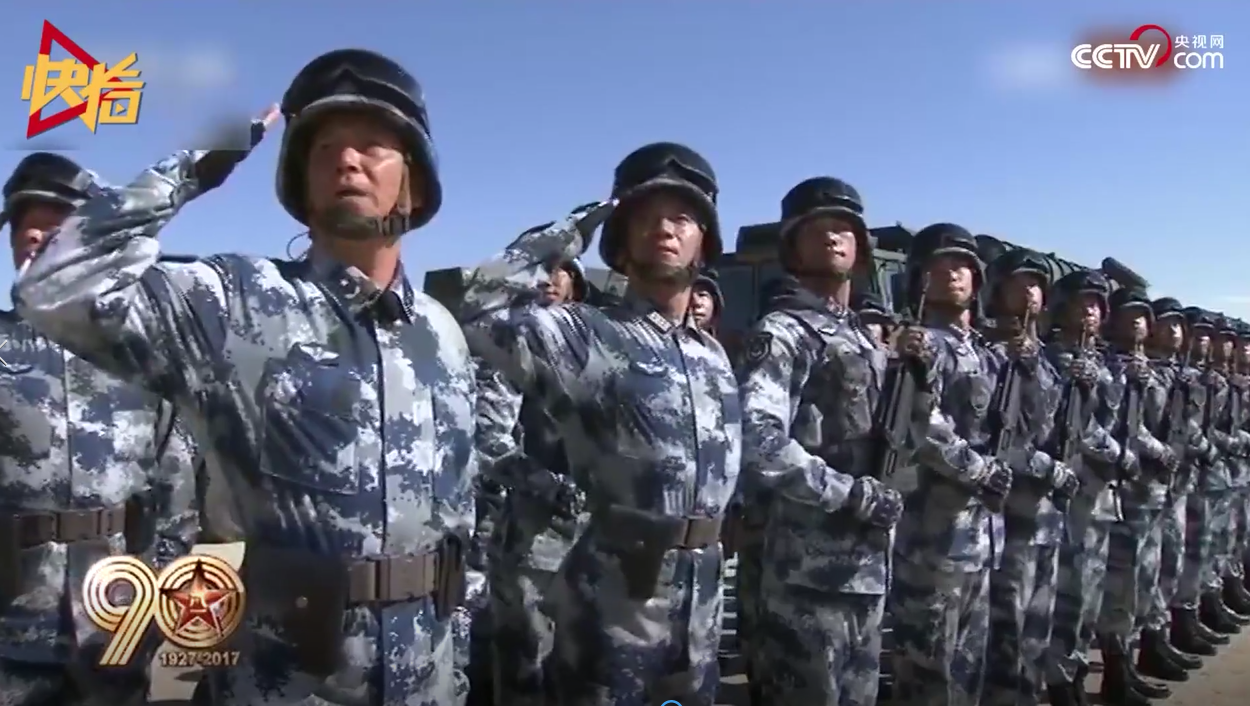 气势如虹!我军受阅口号如此响亮目光如此坚定