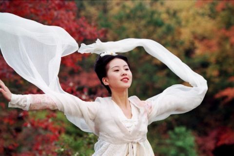 古装剧中最美白衣女子,杨幂垫底,刘亦菲第三,第一堪称