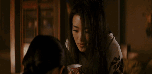 报姐看到这条新闻的时候,被巩俐强大的气场震慑到,接着顺手翻了翻