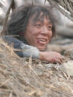 还是是有网友质疑其照片都是大眼睛和高鼻梁,怀疑黄渤整容了