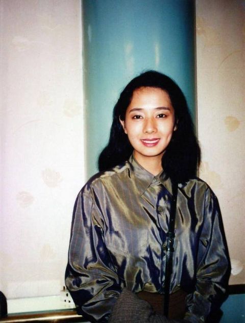 90年代出,毛舜筠出演电影《情圣》,在这部居中毛舜筠出演的一个白痴