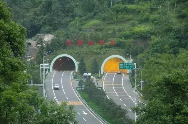 二号隧道,西成客专老安山隧道,宝坪高速公路天台山隧道,宝坪高速公路