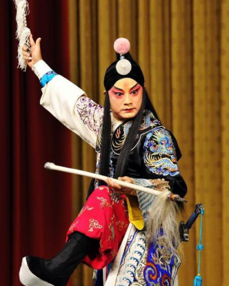 李宏图,国家一级叶派小生演员,北京京剧院梅兰芳京剧团团长.