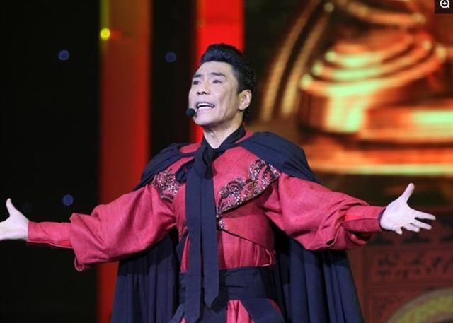 90年代的歌坛霸王,一夜之间变成了渣男,屠洪刚现在干啥呢