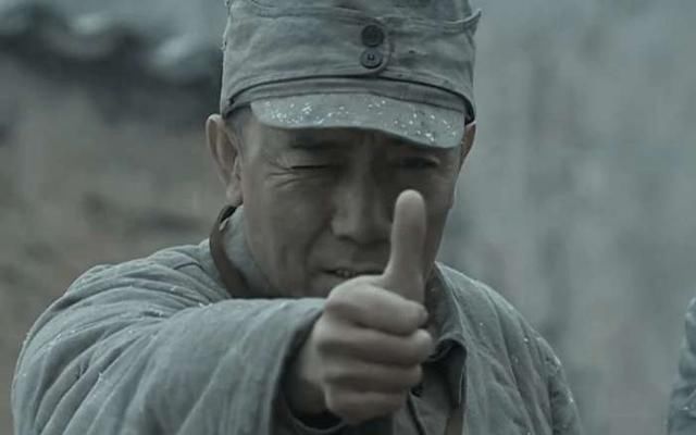 记得看《亮剑》的时候看见和尚死的时候感到很伤心,和尚是李云龙身边