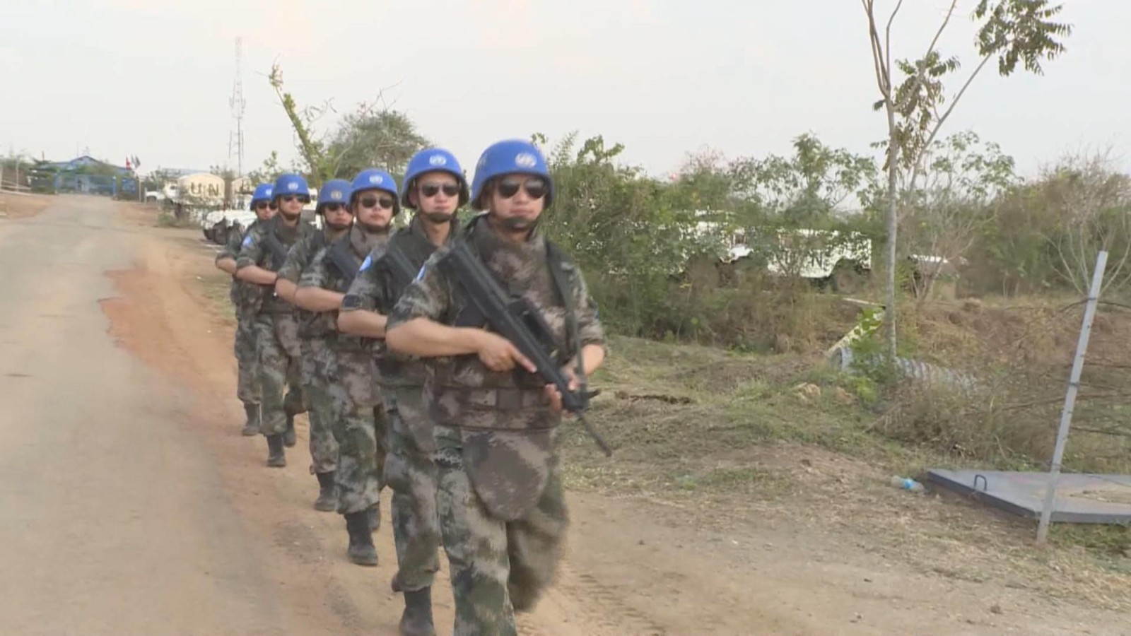 南苏丹:中国两批维和步兵营顺利完成轮换交接