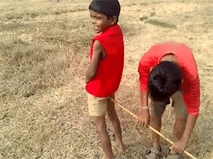 超搞笑gif:妹子你能不能矜持点!无意之间透露出来业务