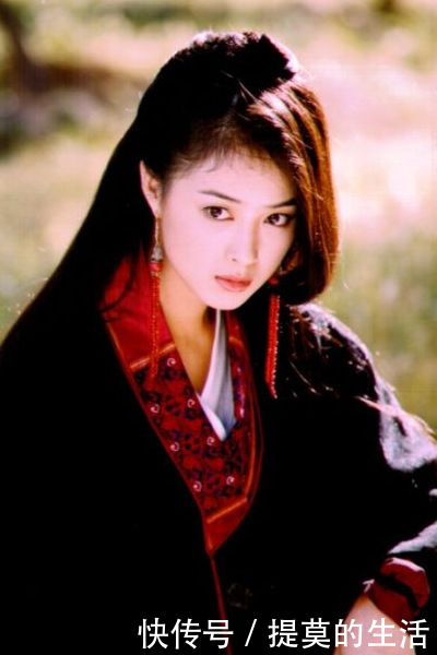 四.木婉清由蒋欣饰演,是大理国镇南王段正淳和秦红棉的女儿.