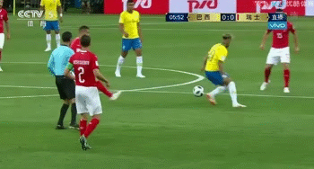 盘点c罗狂射门,梅西没球踢,内马尔挨揍 伪球迷:就认识