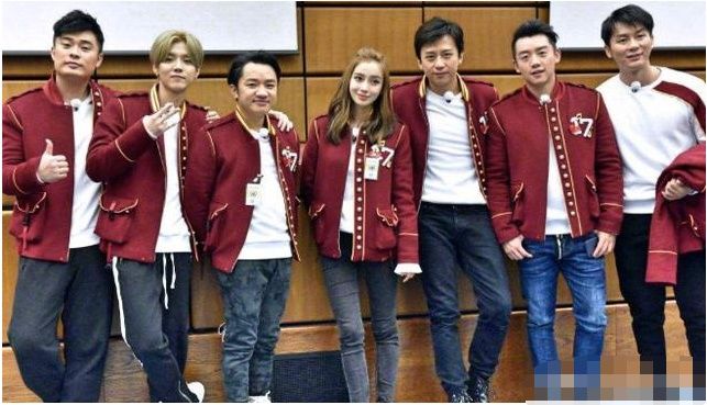 跑男导演姚译添在凌晨发了一条意味