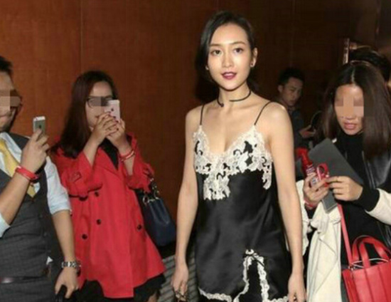 王鸥回应传闻 称未介入他人婚姻也无婚史近日,也有网友为王鸥抱不平