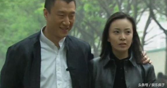 还有在一部校园剧《青春正点》里,她又扮演了青年女教师"李兰",以独特