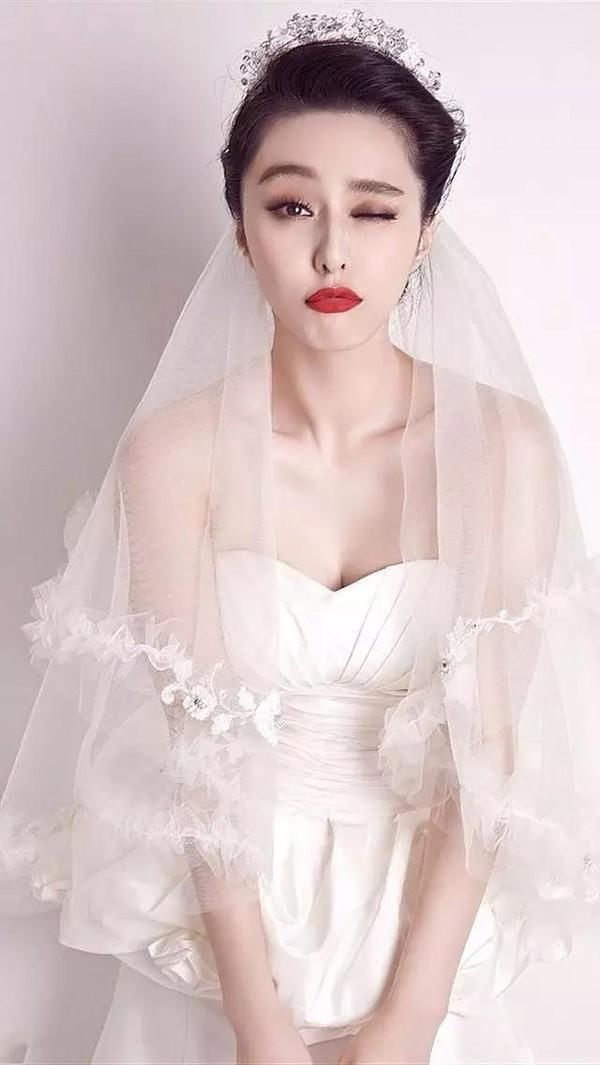 穿婚纱最好看的10大女星,热巴第五赵丽颖第三,第一美若仙人!