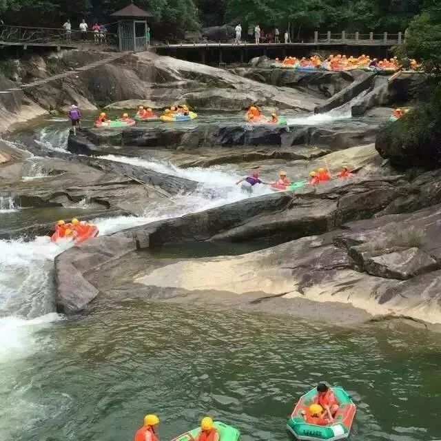 台州临海:江南大峡谷探险漂流 图源:临海旅游 地址:台州市临海市尤溪