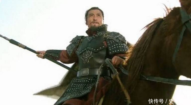 他是暗器高手,本领不输林冲关胜,曾生擒秦明,被宋江错过的猛将
