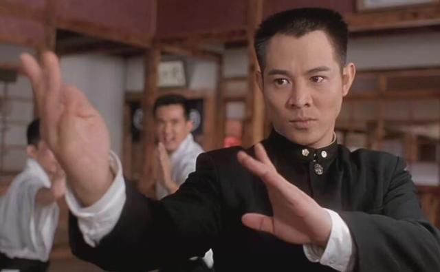 最爱李连杰的女人,没嫁给他成遗憾,44岁还嫁不出去