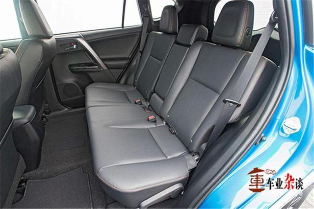 后排地板全平的suv,后排地板全平的豪华suv 用户体验极差!汽车后排地板凸起为何得不到根治