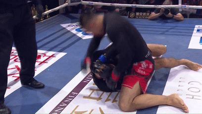 金刚战警五战全胜三次ko两次降服,堪称中国mma大级别第一人!