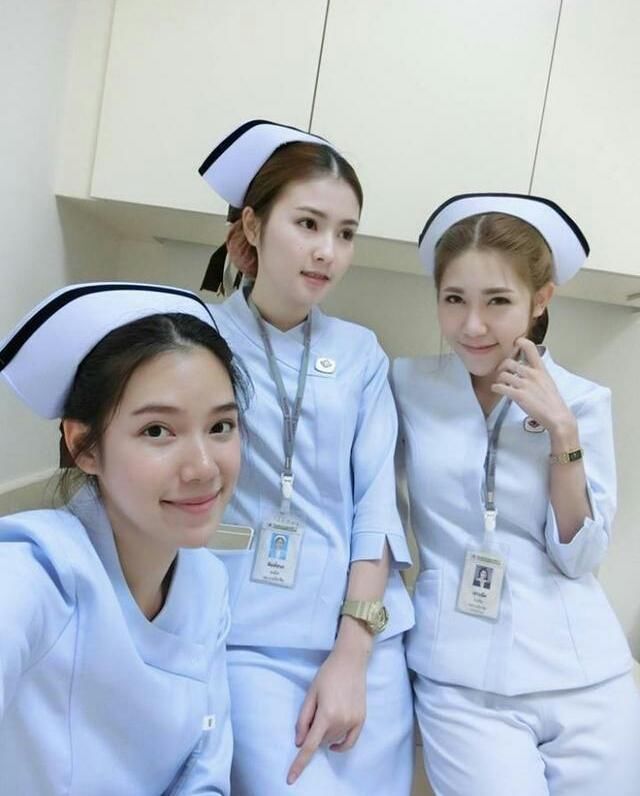 可如果医院里有漂亮的护士姐姐,会不会让你的恐惧减少几分呢?