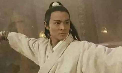 倚天屠龙记五大高手排名,周芷若未上榜张无忌仅第四,第一太强!