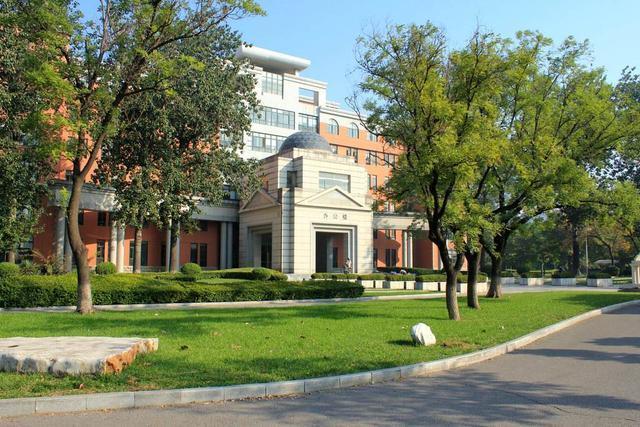 女生最想读这四所大学的金融学v女生女生简洁qq图片