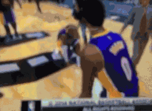按理说 2018年6月9日, 尼克·杨随勇士夺得nba总冠军, 好歹也是个总
