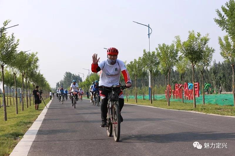 绿色骑行"自行车联赛暨2018定兴首届骑行公园自行车公开赛在定兴举办