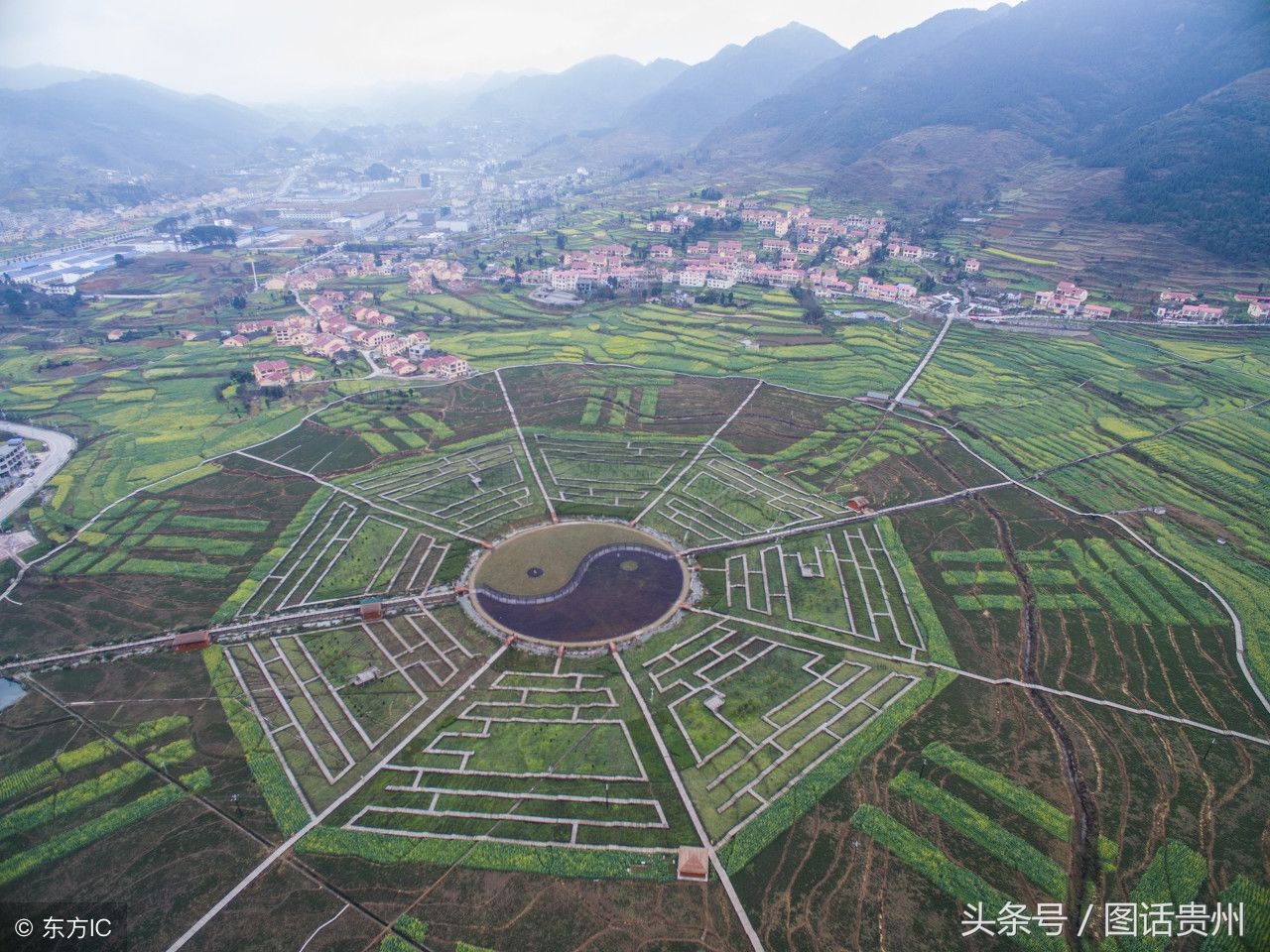 八卦图建在仁怀市坛厂镇枇杷村胜利组,属该市农旅一体化园区.