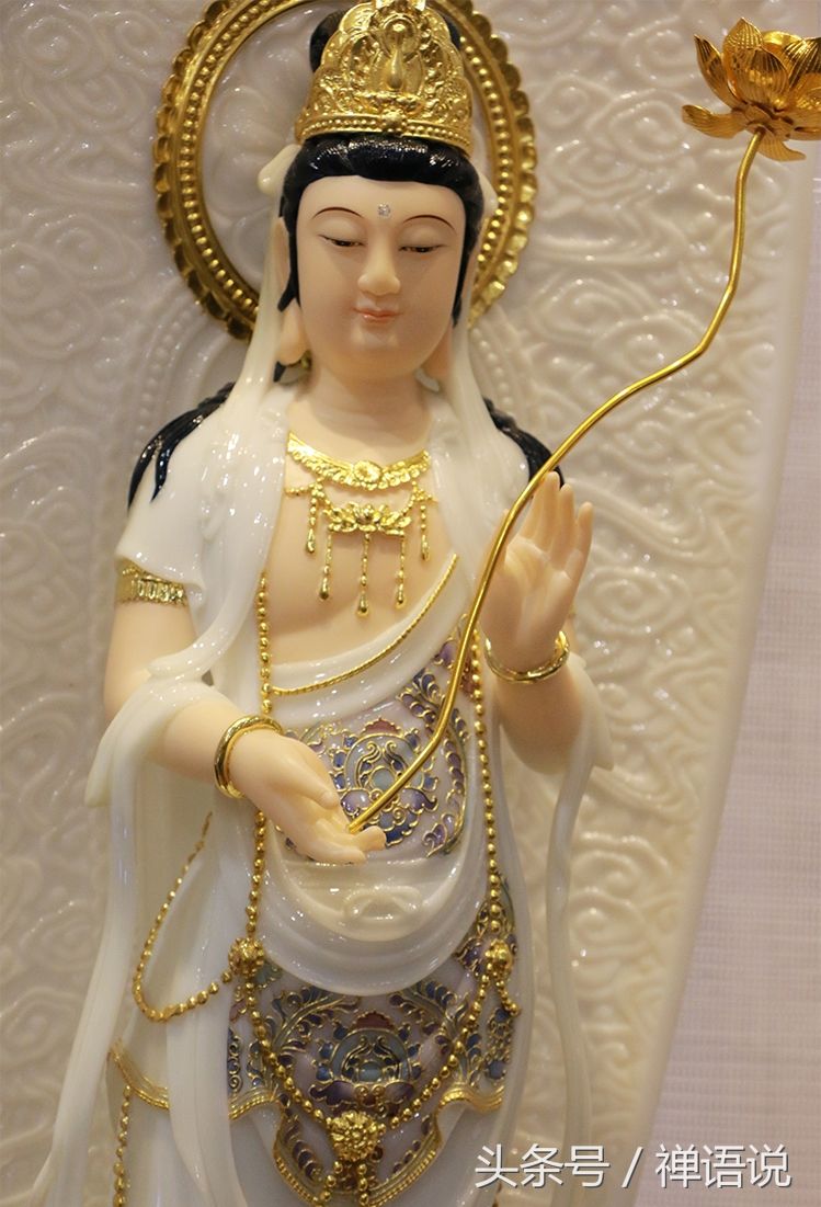 《西方三圣》阿弥陀佛,观音菩萨,大势至菩萨,此像美妙