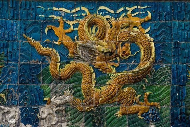 1976年属龙是什么命,1976年属龙一生三劫 属龙人,1976年的后半辈子,你家有吗?菩萨会保佑你!