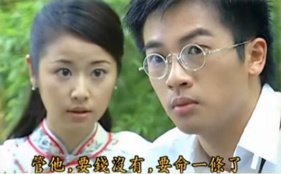 苏有朋的杜飞一定是拿了小燕子赵薇的剧本,俩人也太像