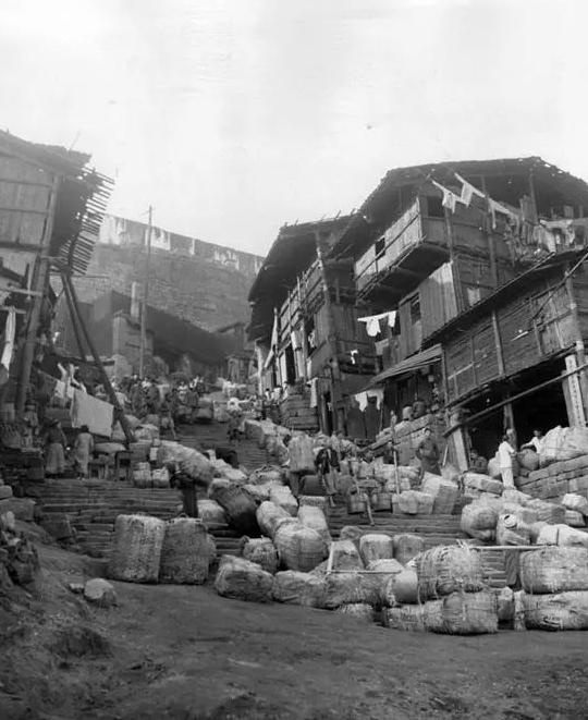 1944年,重庆码头.