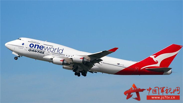 据外媒报道,澳洲航空公司表示,两架澳航的国际航班4日因在空中出现