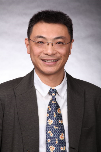 以媒体人的眼光守望社会—政协委员陈小兵