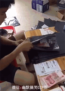 一大波搞笑gif来袭:哥哥你别舔了,我受不了