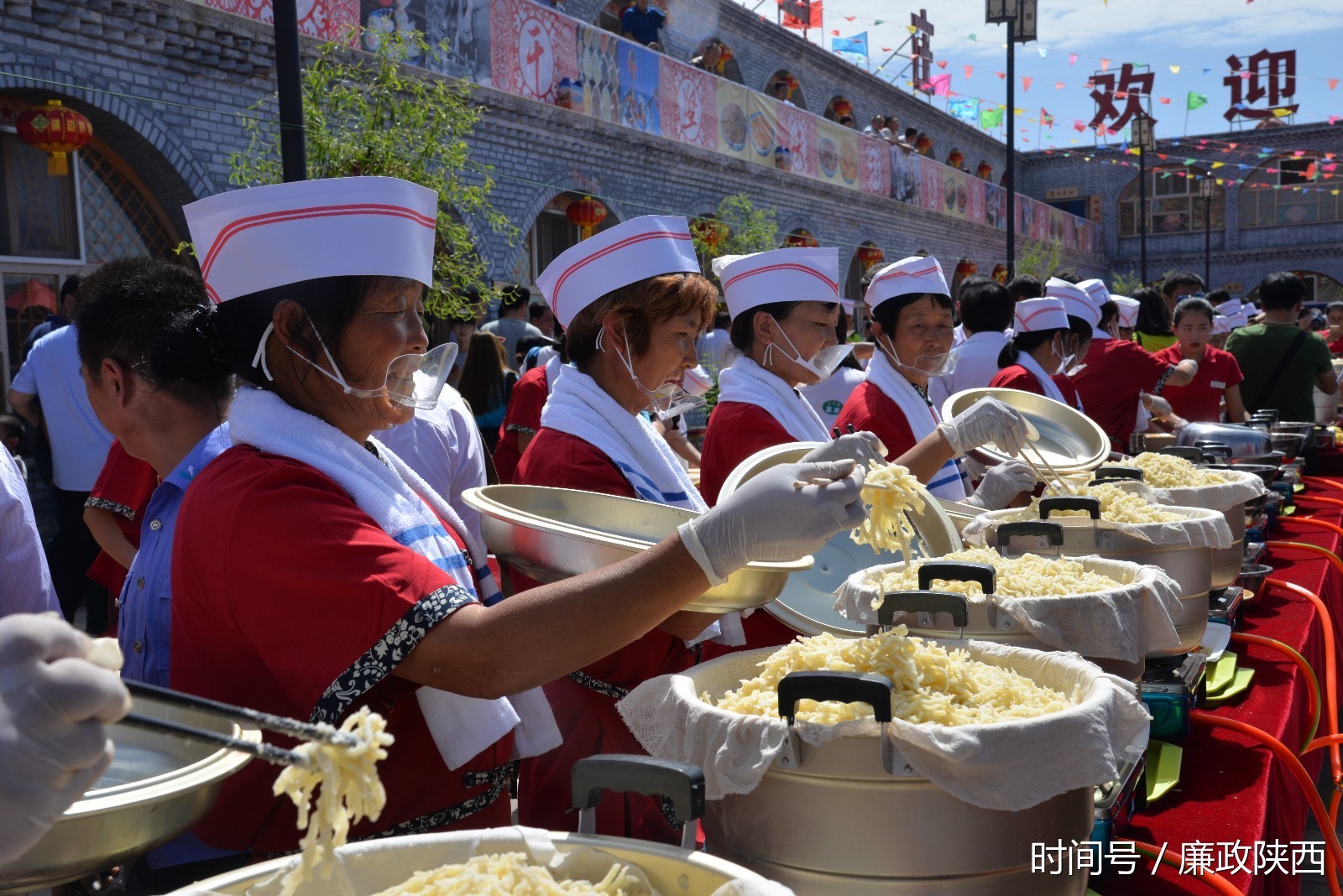 品靖边美食 赏夏州风景 靖边举办首届传统美食文化节