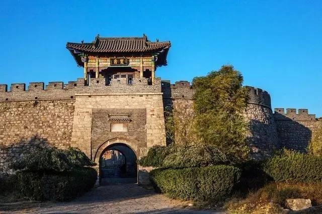 别只去古北水镇了,比丽江还美的古城,北京周边就有!还免费!