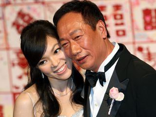 台湾首富郭台铭几个老婆 林淑如曾馨莹简介附照片