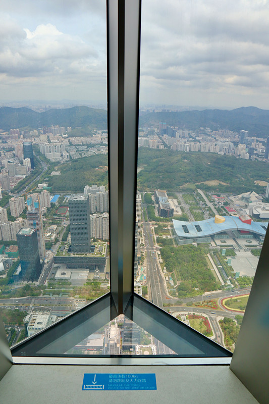平安金融大厦观光层体验震撼,深圳的高楼都有哪些?