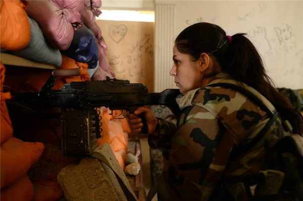 叙利亚女兵