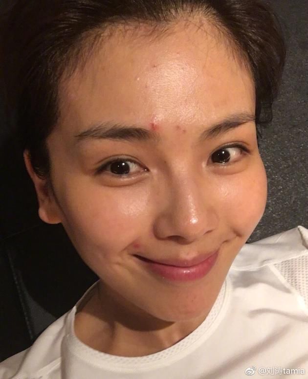 9位明星近照素颜,原来这些年我们看的都是照骗