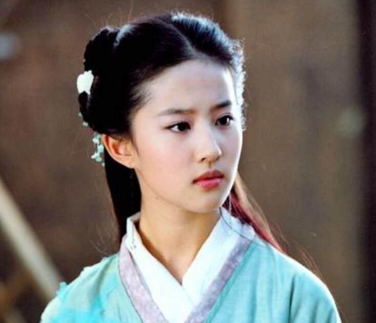 刘亦菲5大绝美古装,"赵灵儿"第四,第一盛世美颜