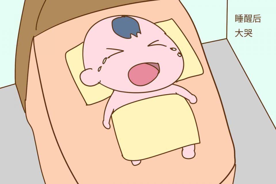 宝宝刚睡醒有这样的举动,宝宝很聪明,妈妈别轻易打扰
