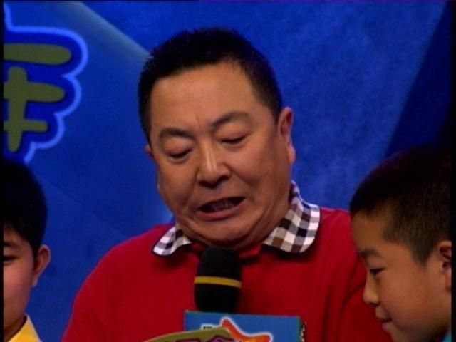 曾经的央视少儿主持人,还为诸多动画片做过配音,比如《大头儿子小头