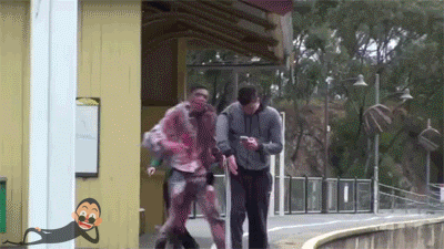 爆笑gif动图:这么甜美可爱的妹子,喜欢吗?