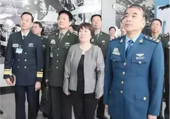 16岁参军,7年少将升中将,60岁成为上将,岳父是主席