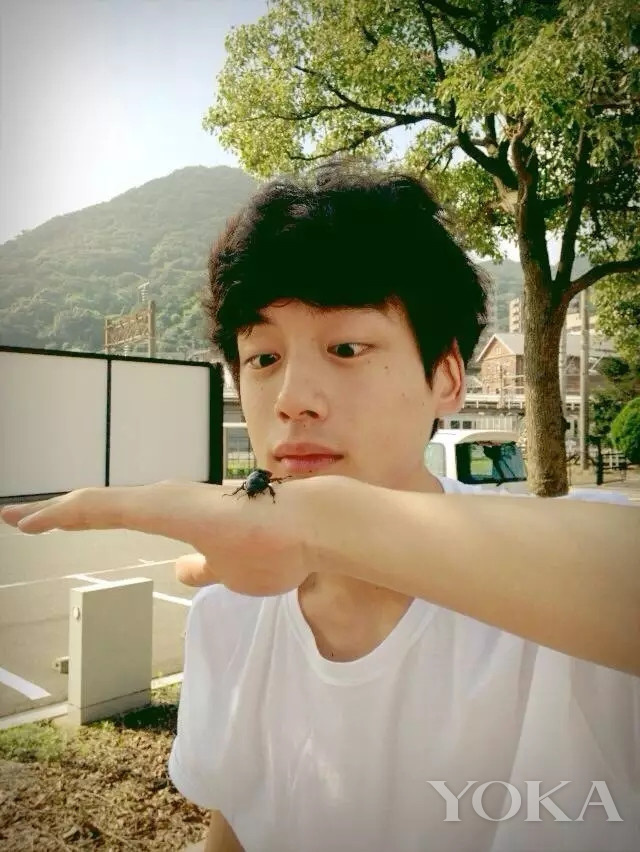 长得太瘦怎么穿?几招技能变身盐系男神!
