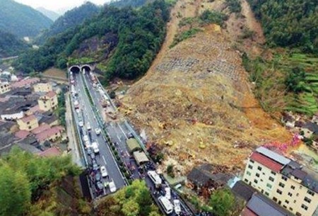 龙卷风和海啸往 山体滑坡很少能像火山和地震那样